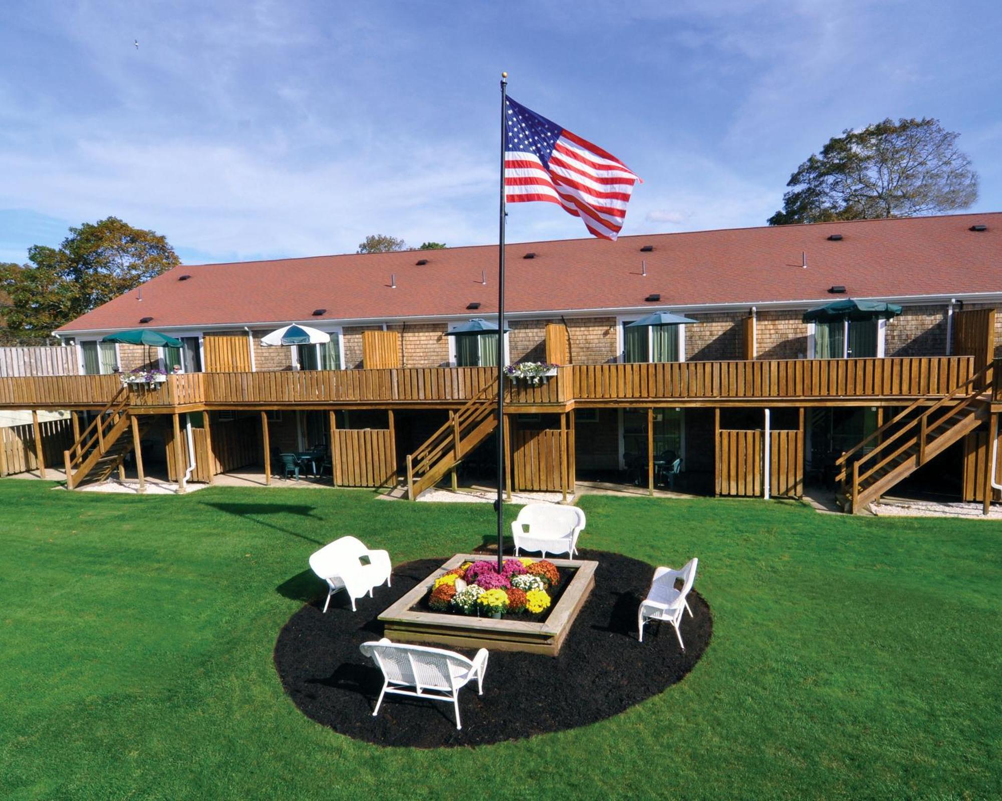 Cape Winds Resort 히아니스 외부 사진