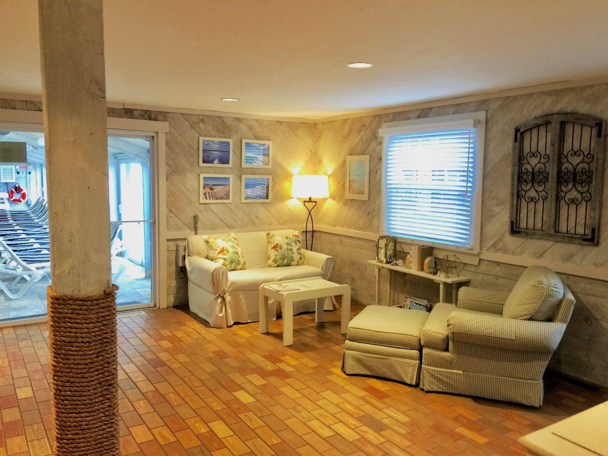 Cape Winds Resort 히아니스 외부 사진
