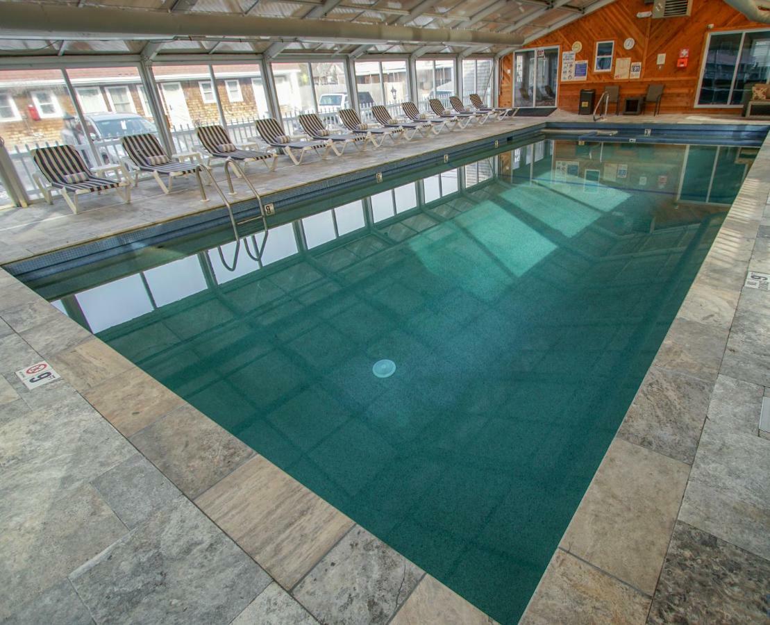 Cape Winds Resort 히아니스 외부 사진