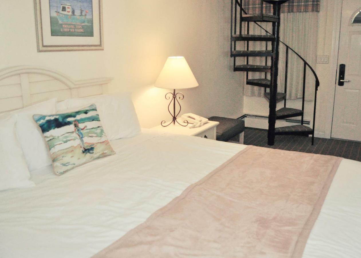 Cape Winds Resort 히아니스 외부 사진