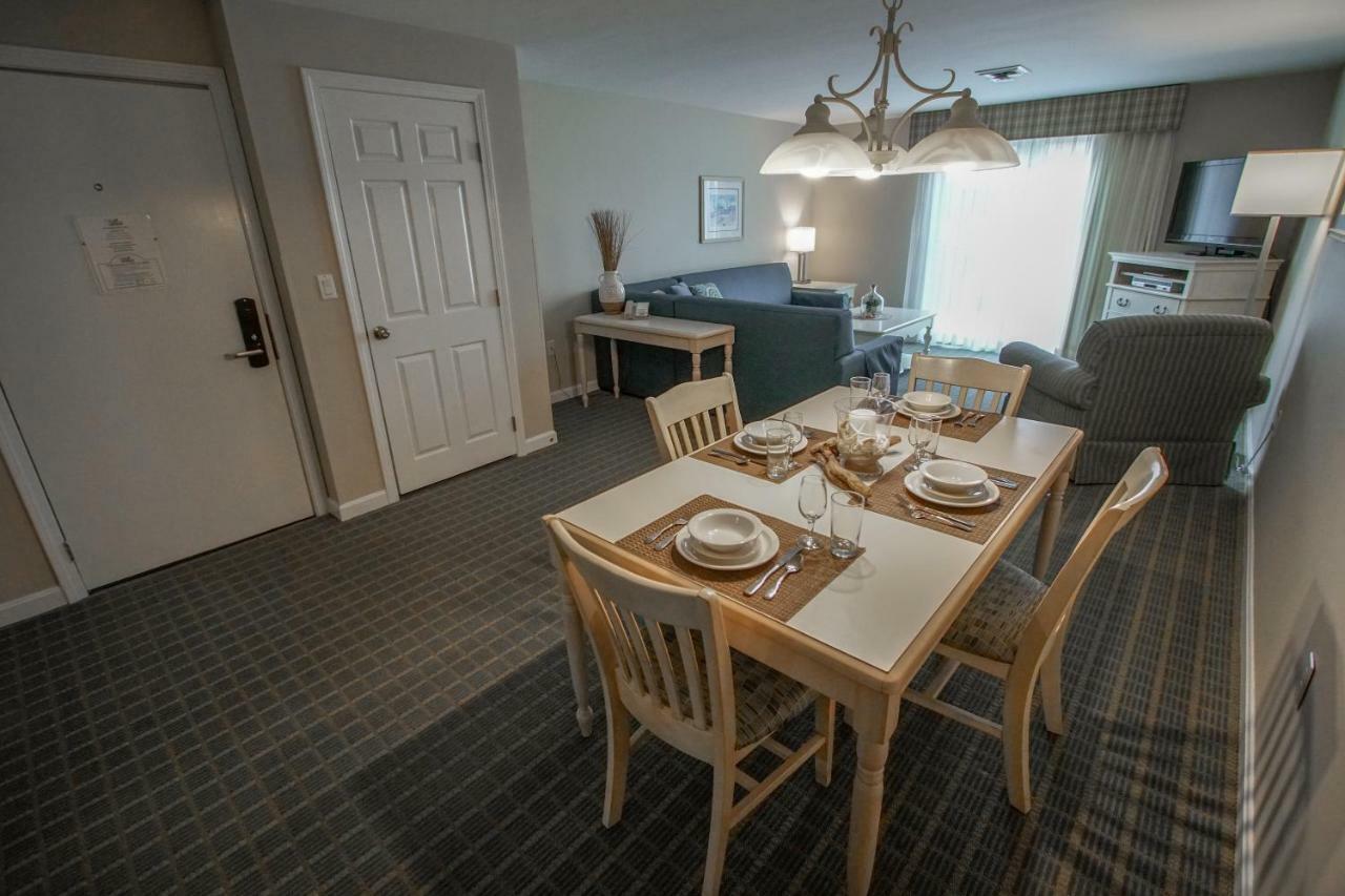 Cape Winds Resort 히아니스 외부 사진